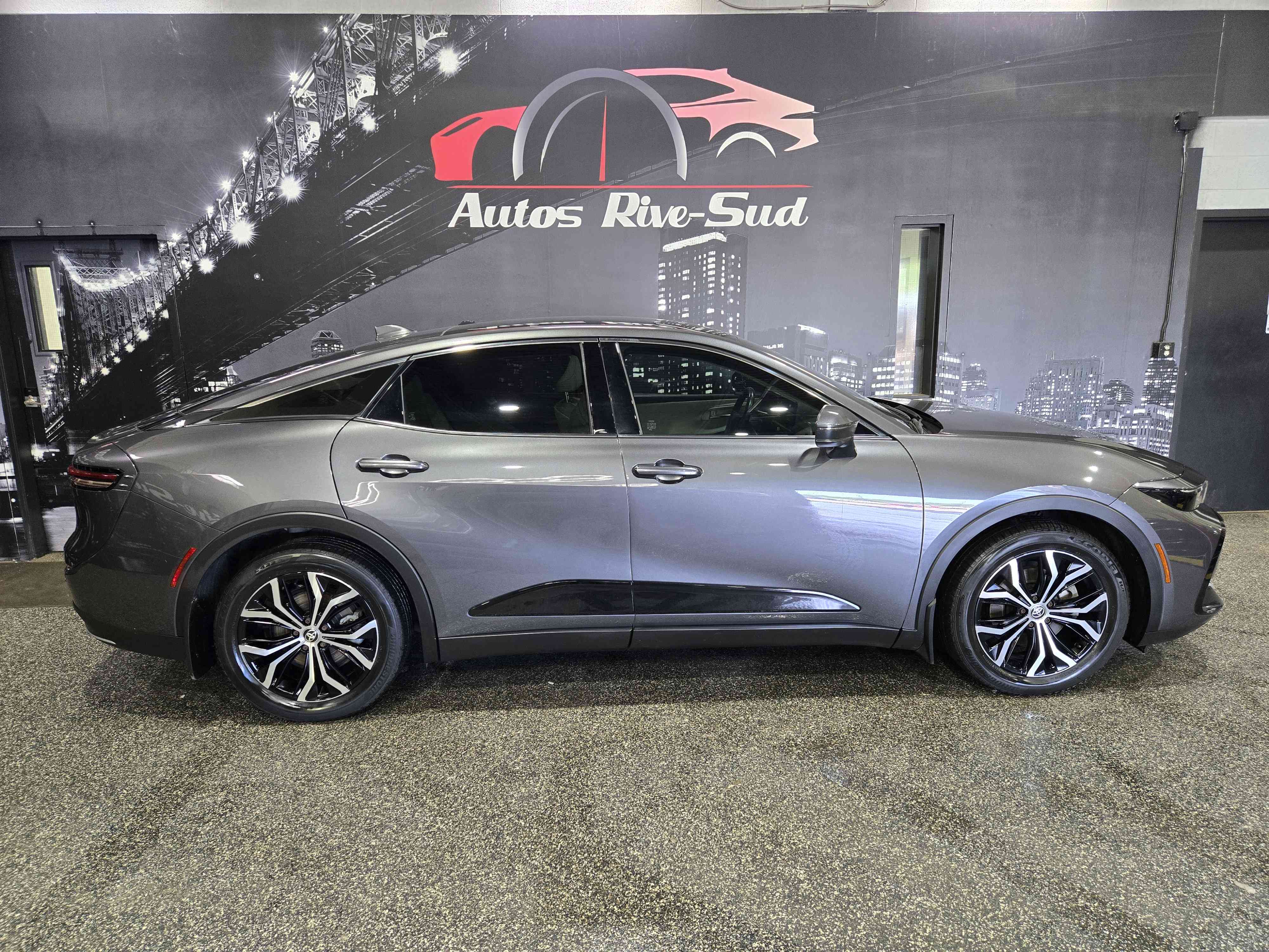 Gray 2023 Toyota Crown Limited AWD Sedan All-Wheel Drive Automatic