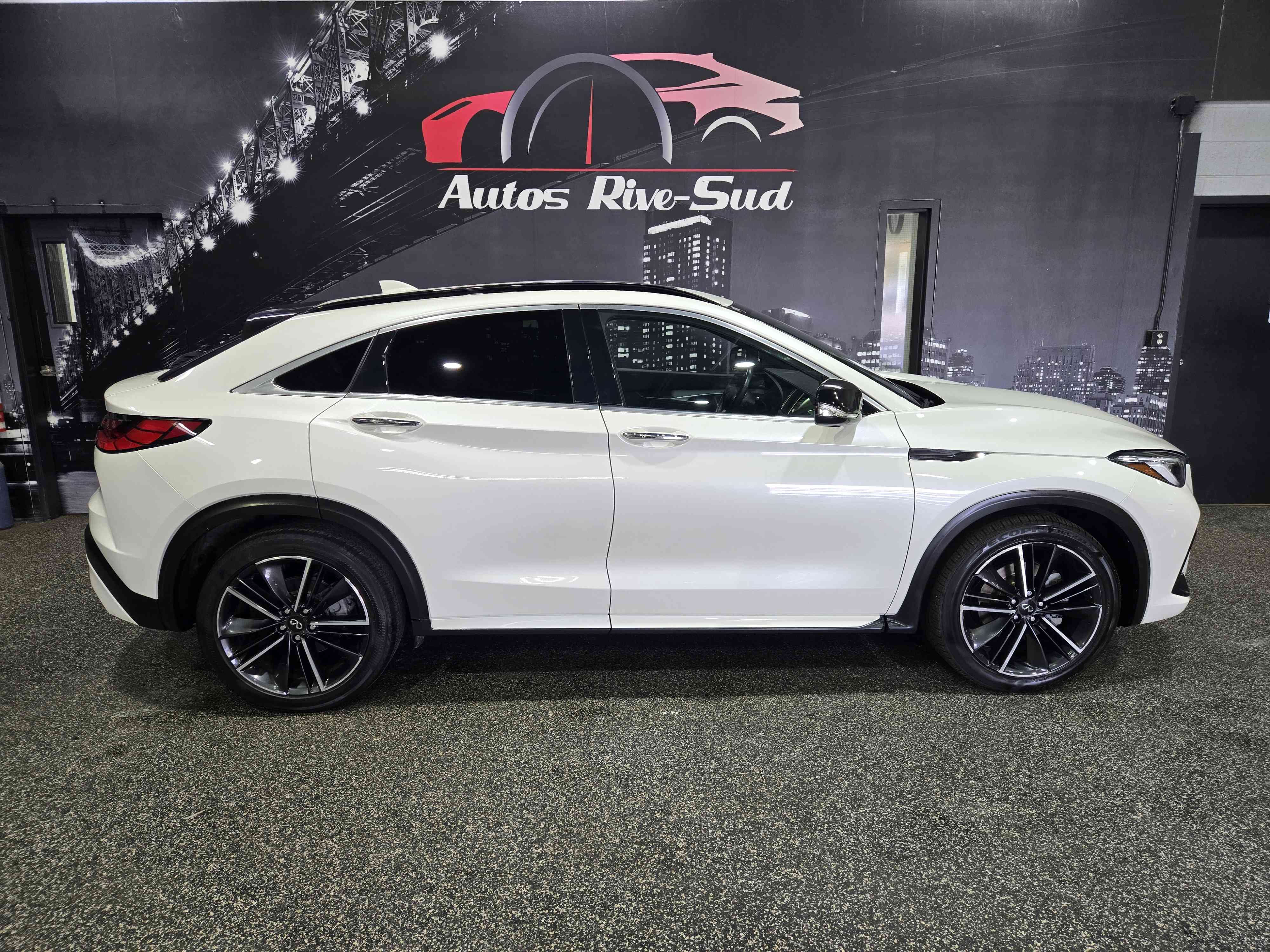 White 2022 INFINITI QX55 SUV / Crossover All-Wheel Drive Automatic