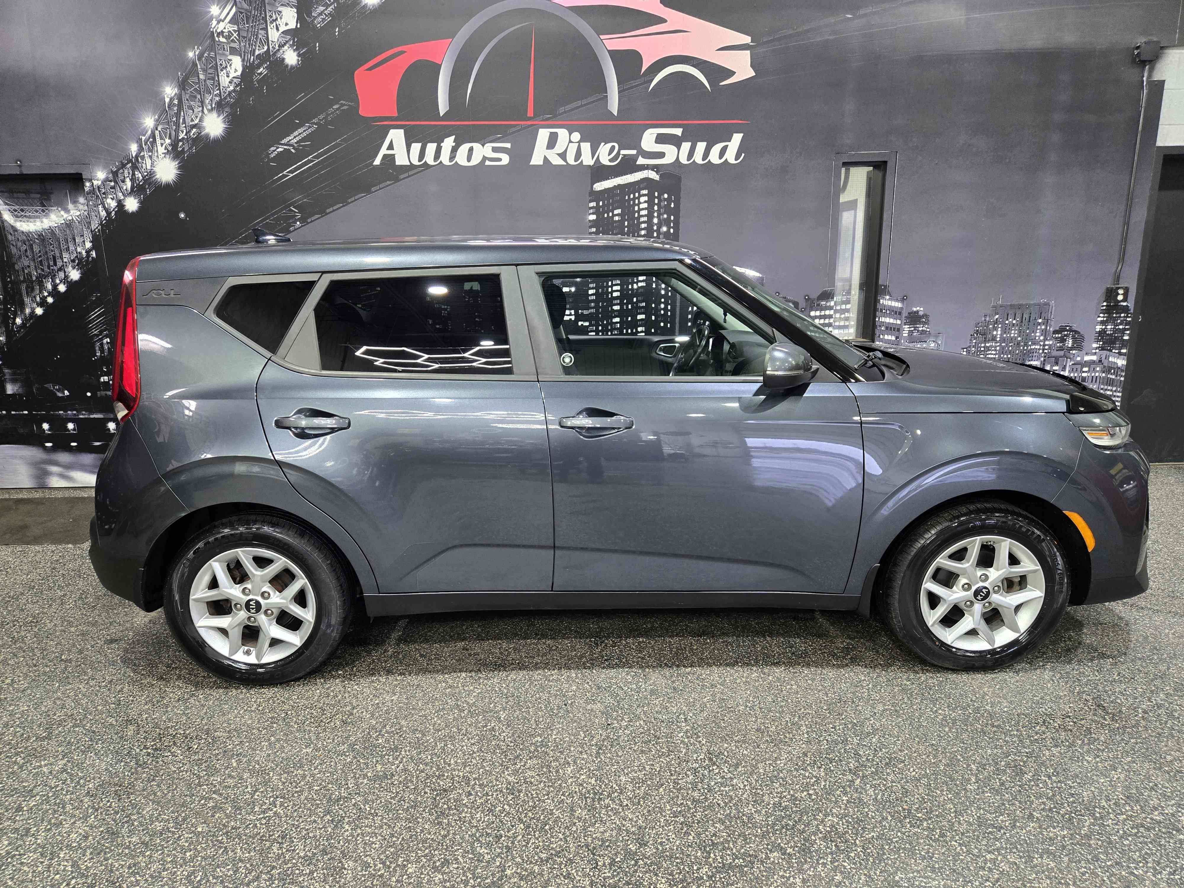 2020 Kia Soul EX FWD