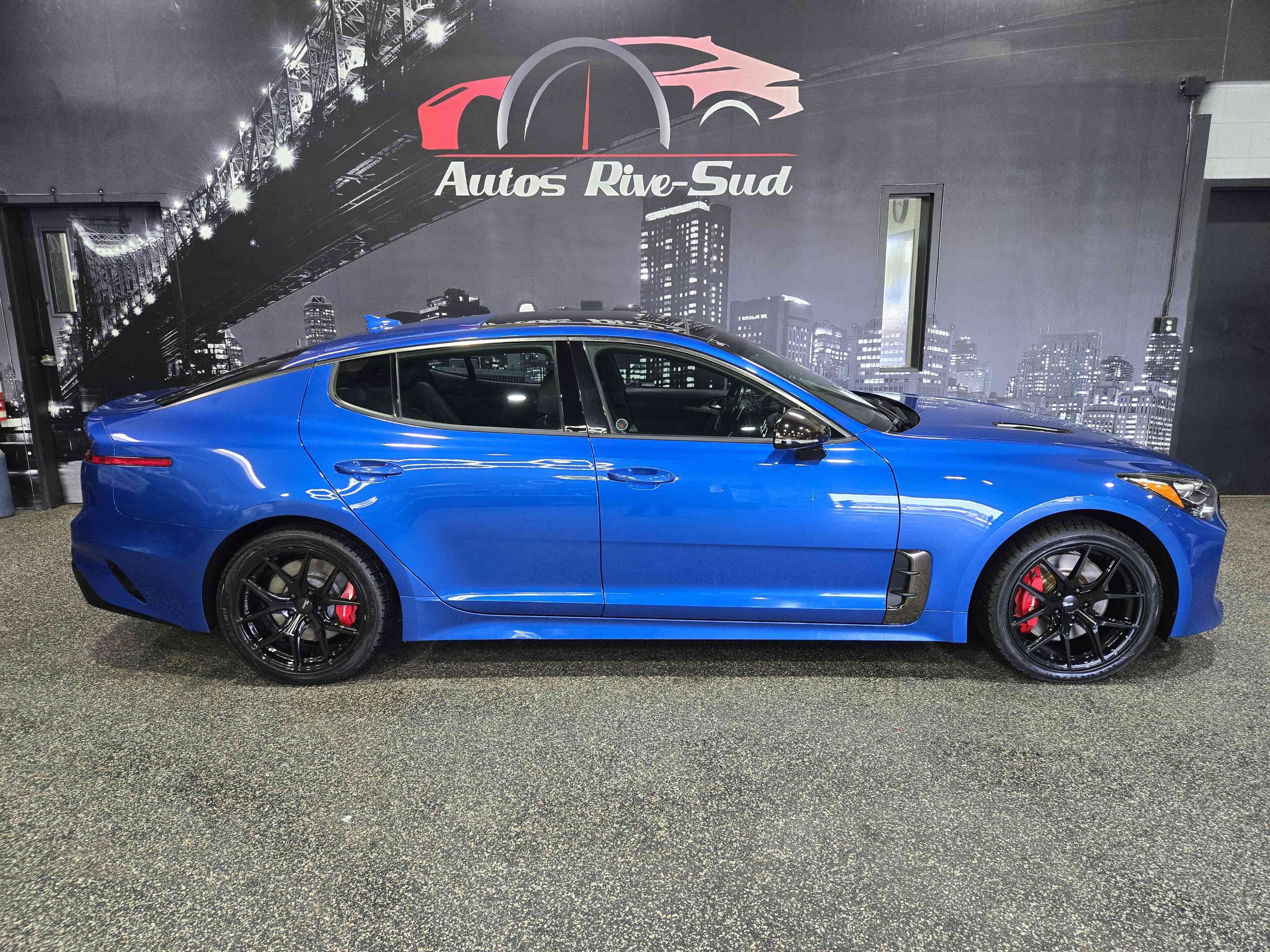 Blue 2018 Kia Stinger Sedan  Automatic