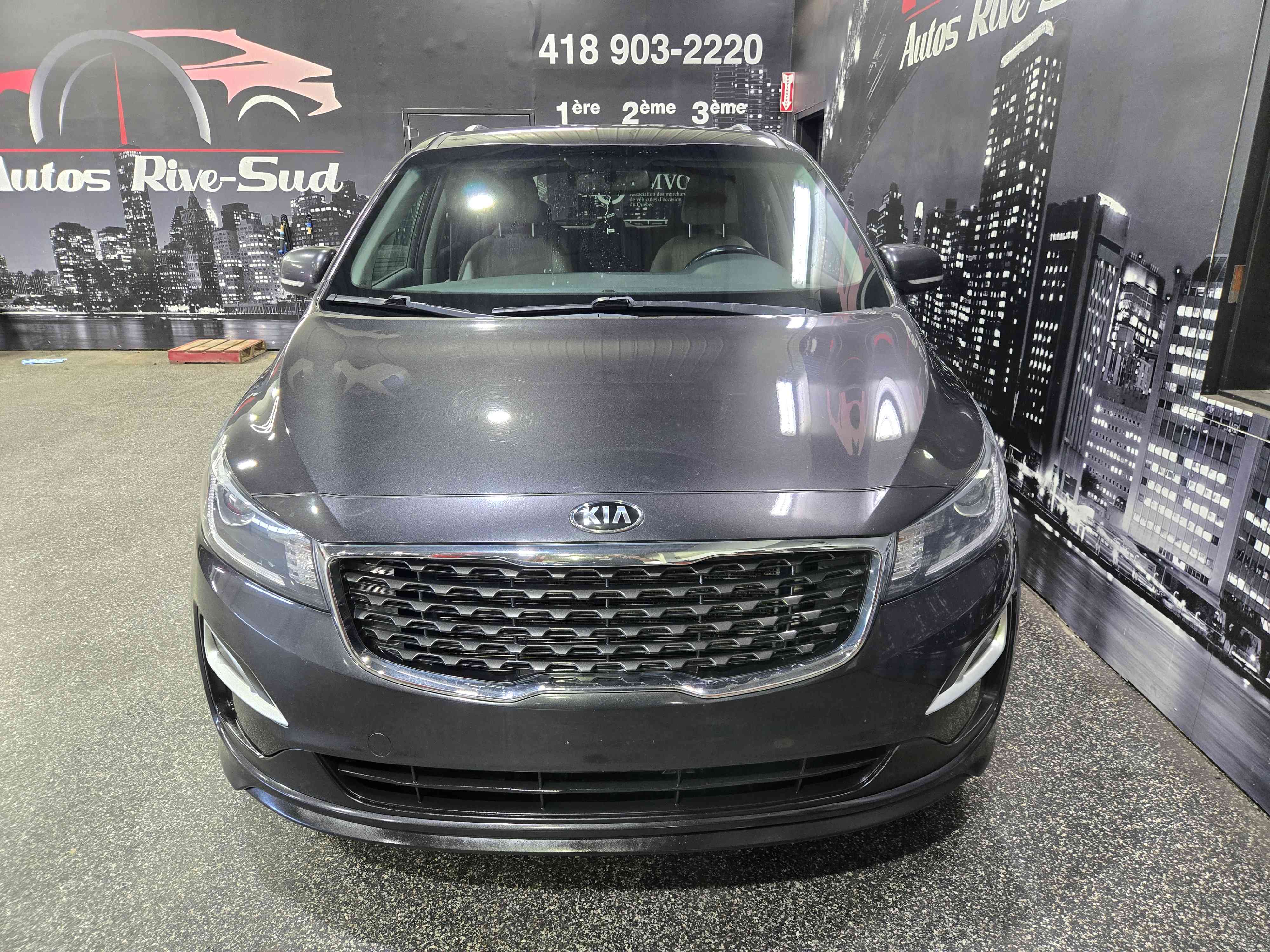 2020 KIA Sedona