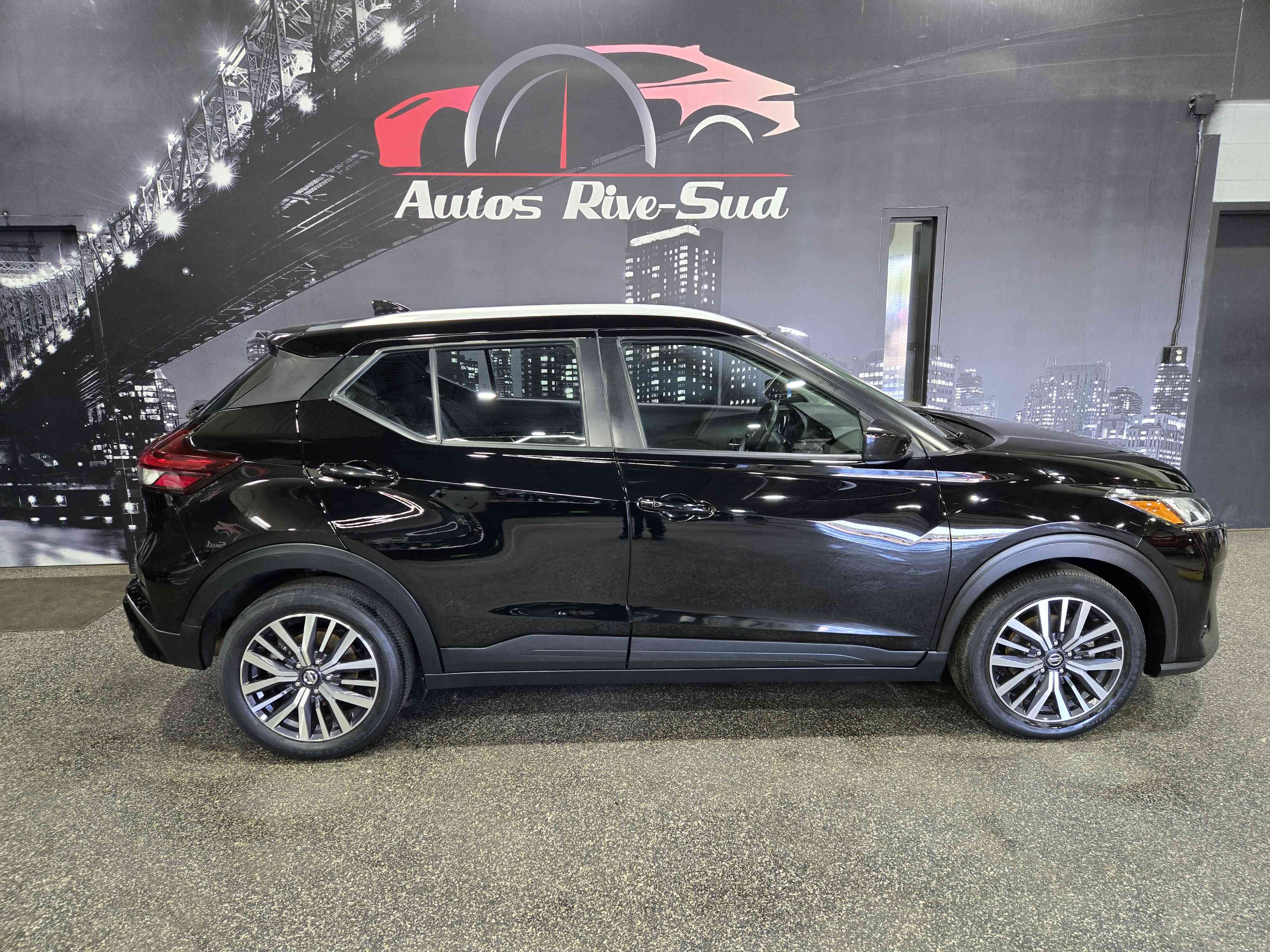 2021 Nissan Kicks SV FWD