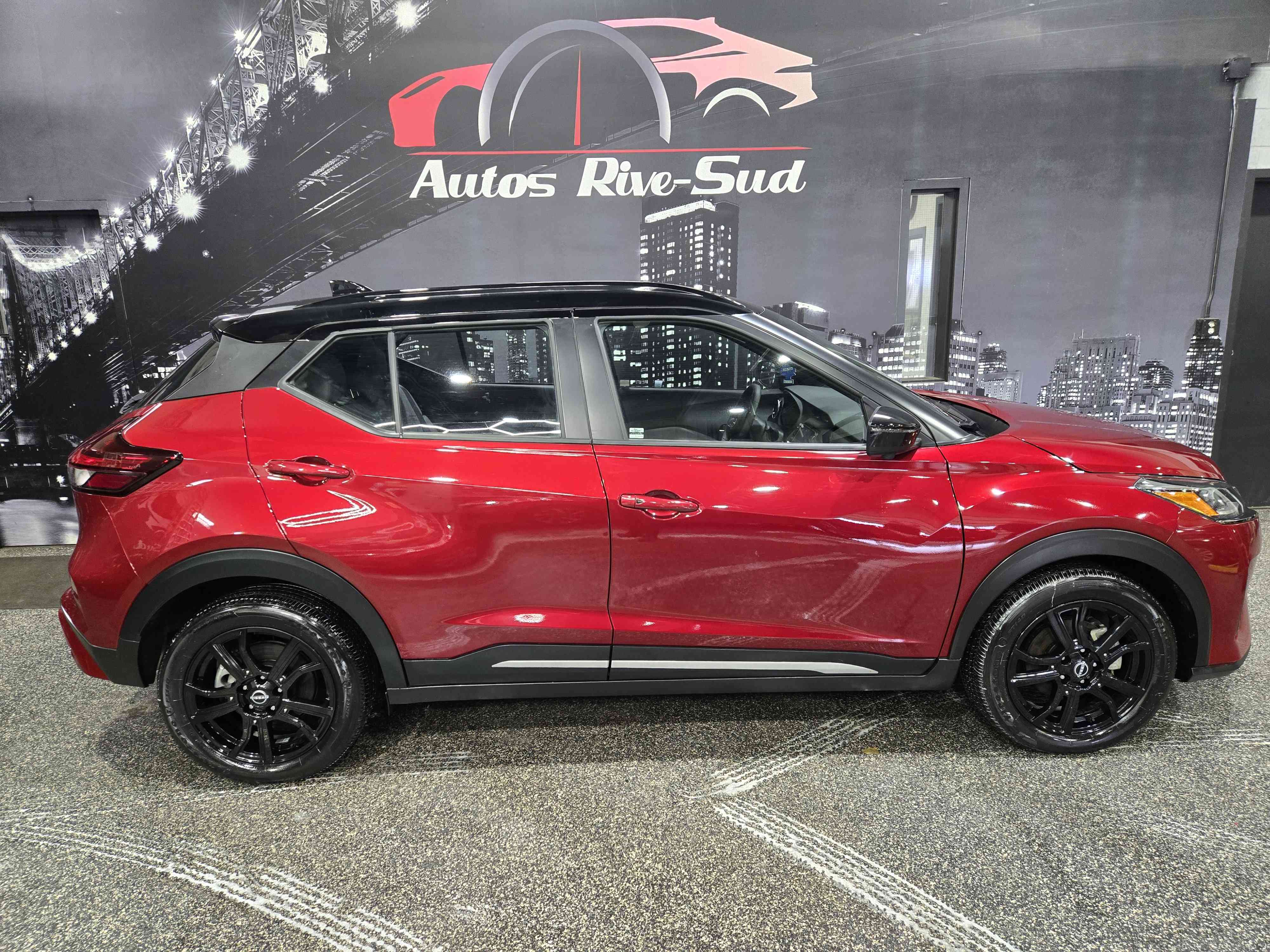 2024 Nissan Kicks SR FWD