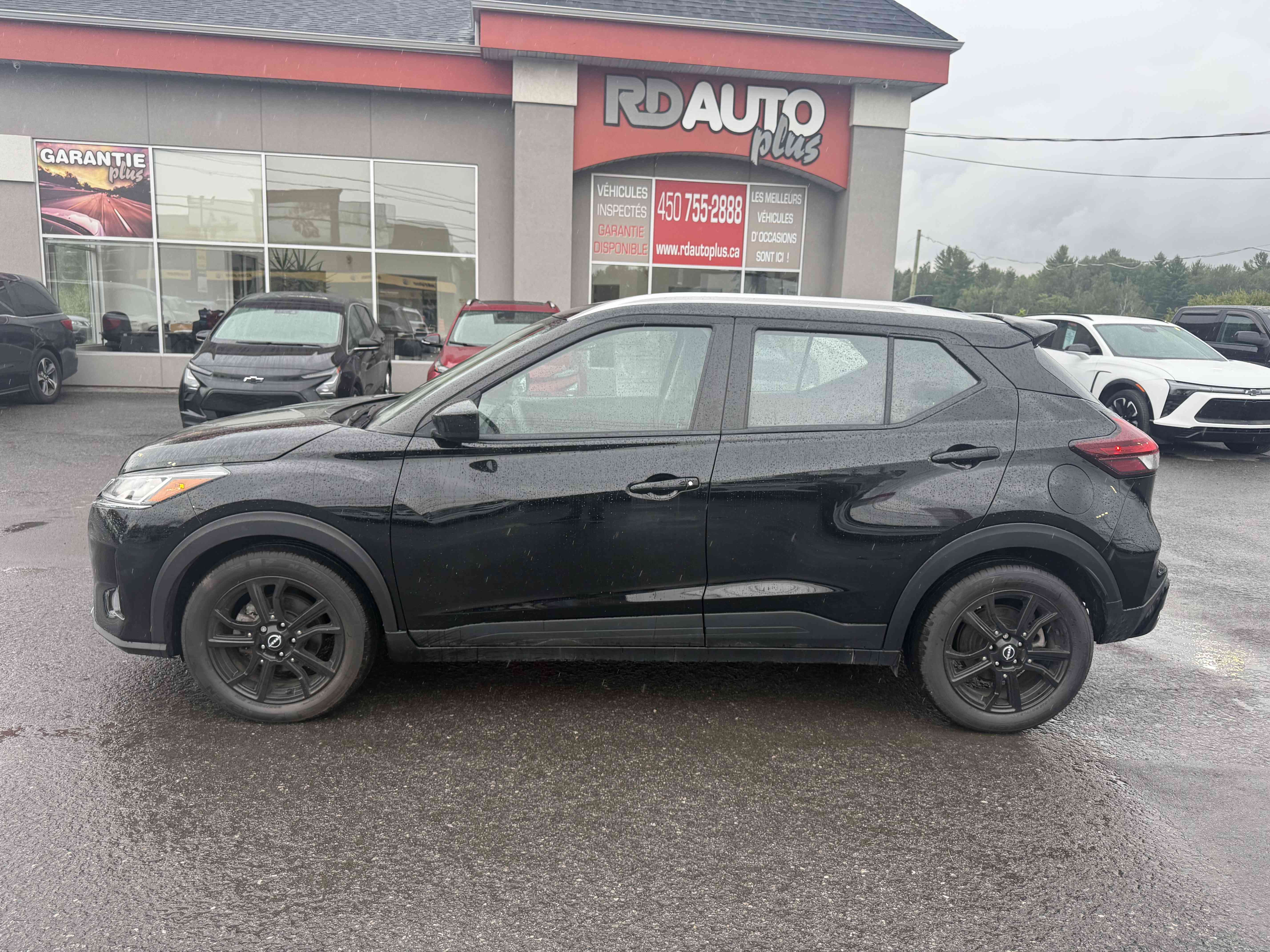 2023 Nissan Kicks