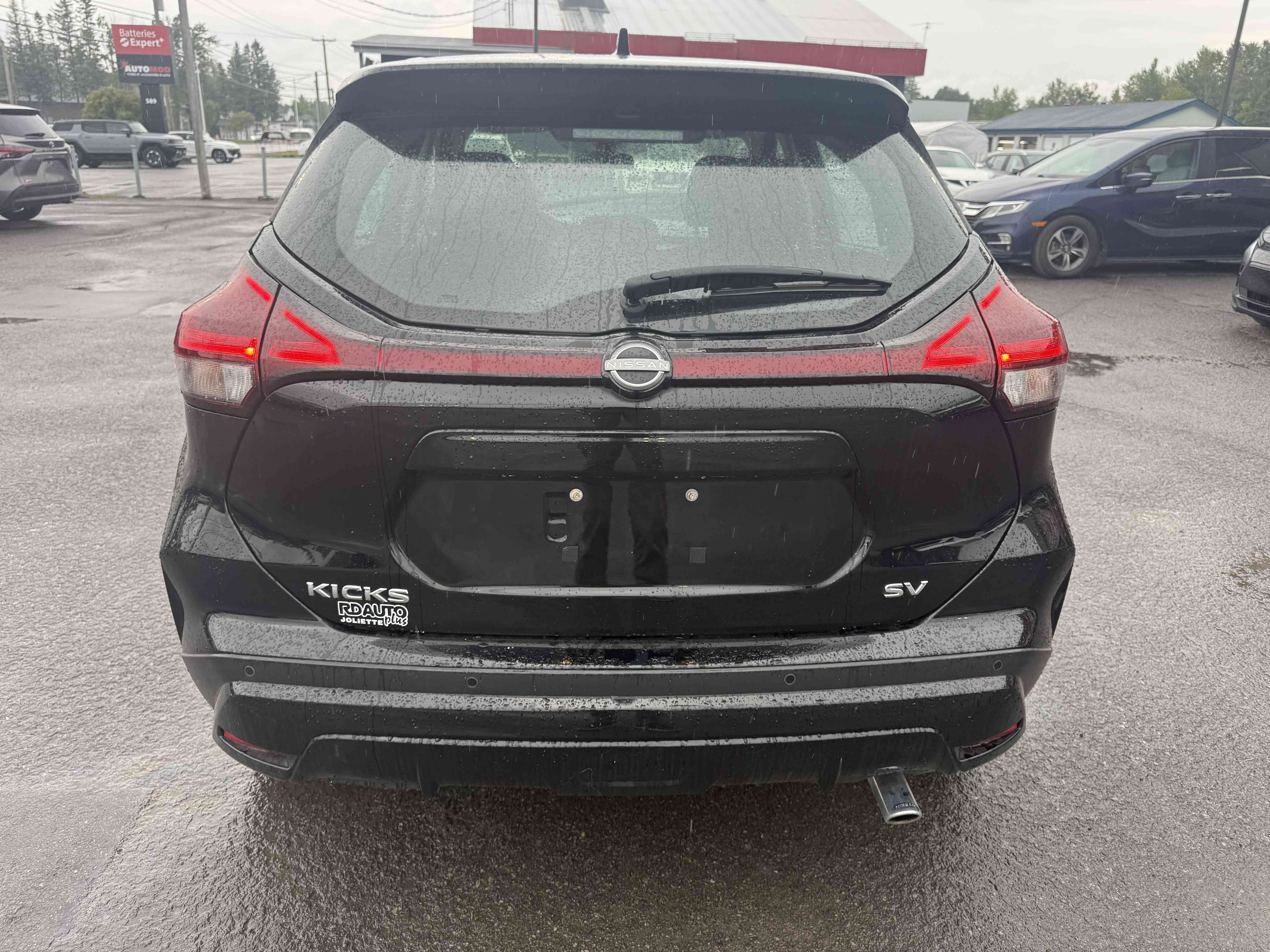 2023 Nissan Kicks