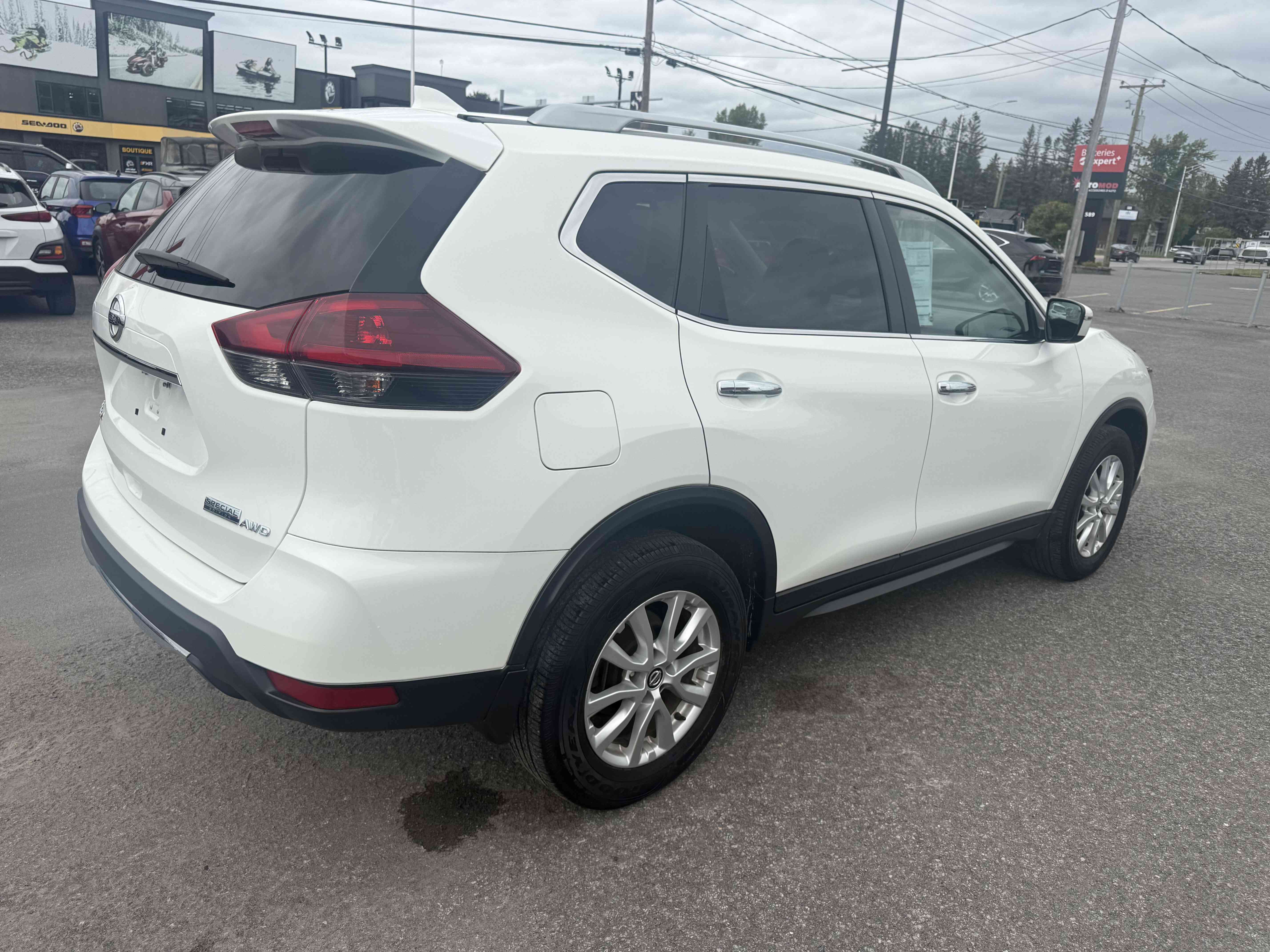 2020 Nissan Rogue