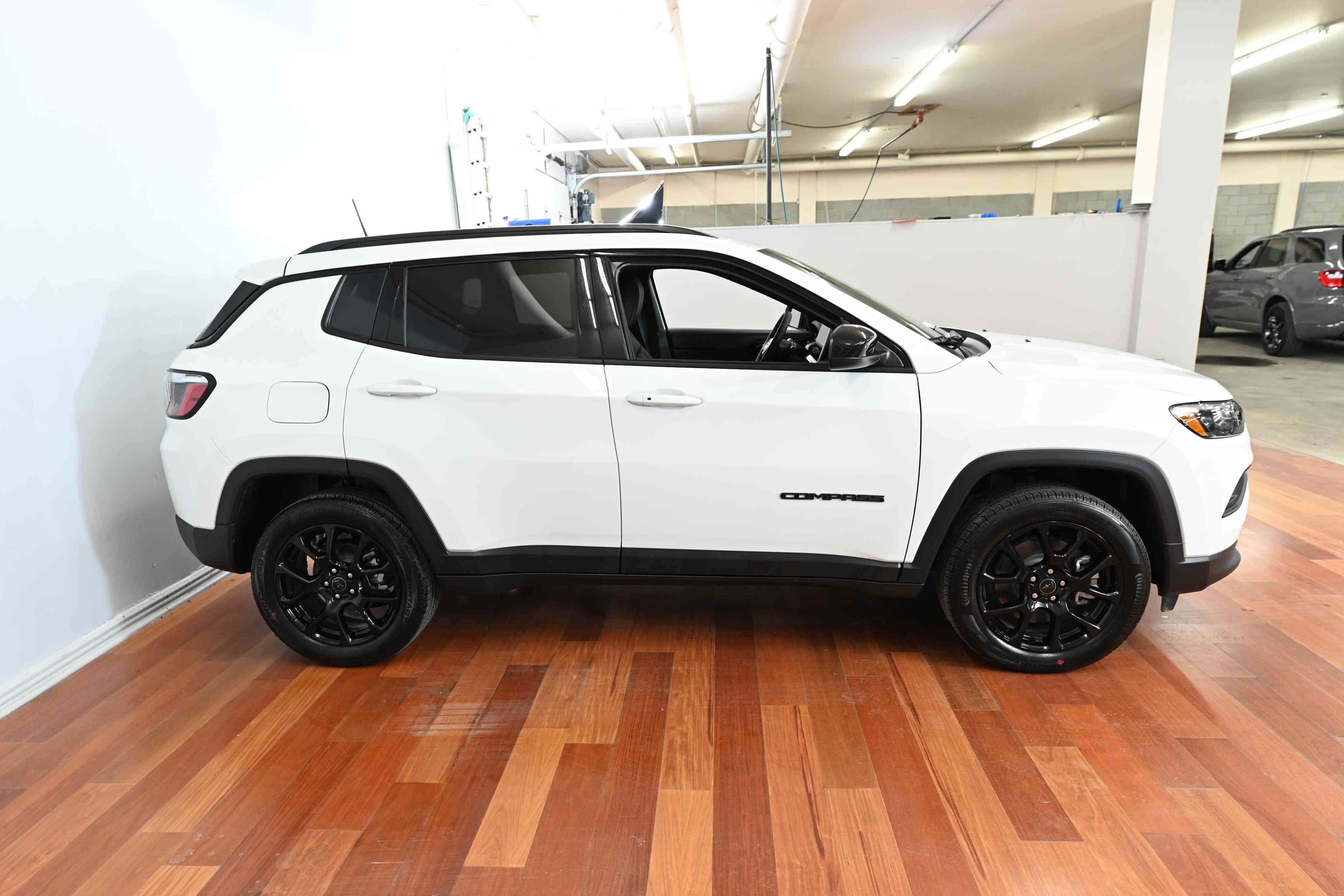 Jeep Compass 2025 - Image 10
