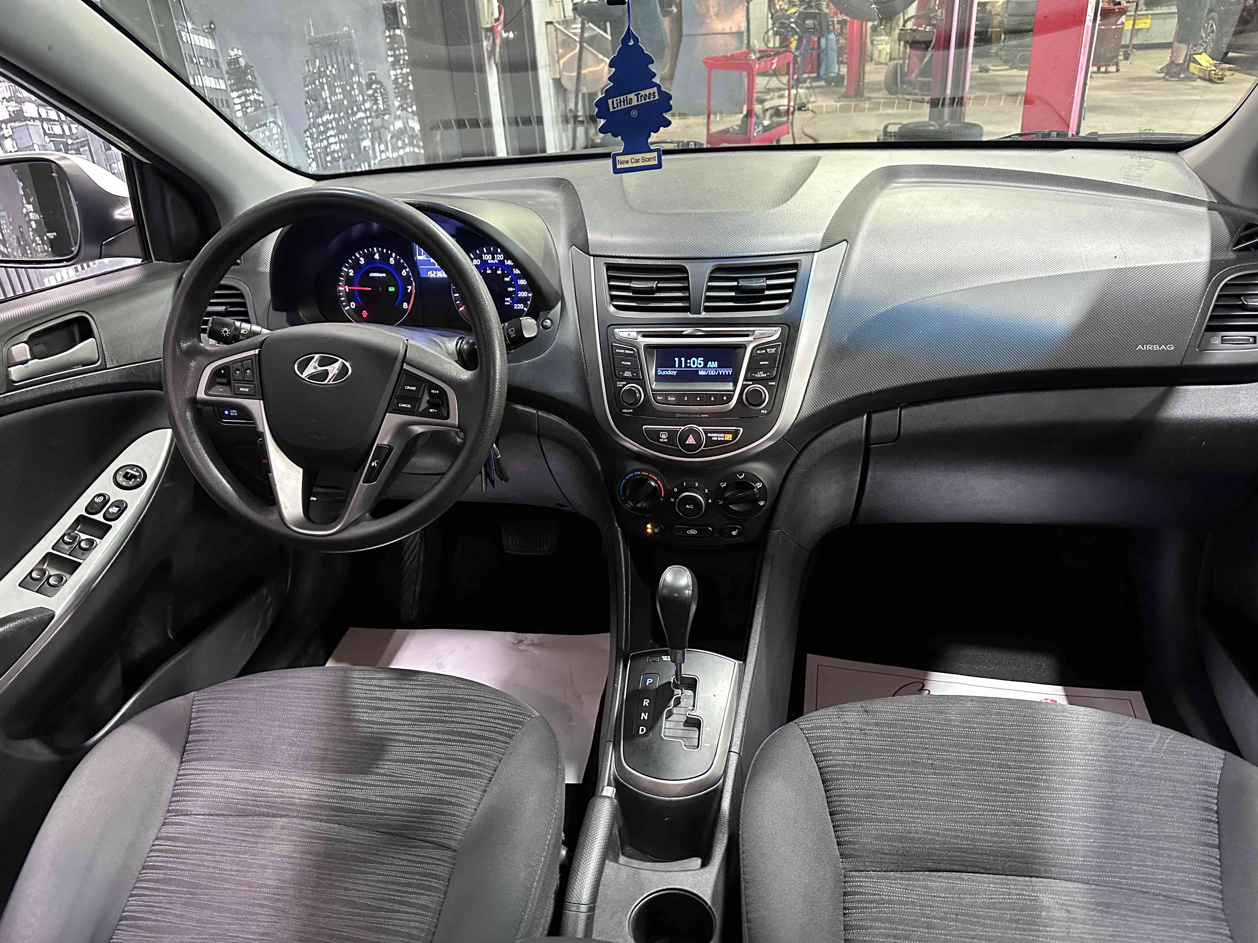 Hyundai Accent Hatchback 2016 - Image 9