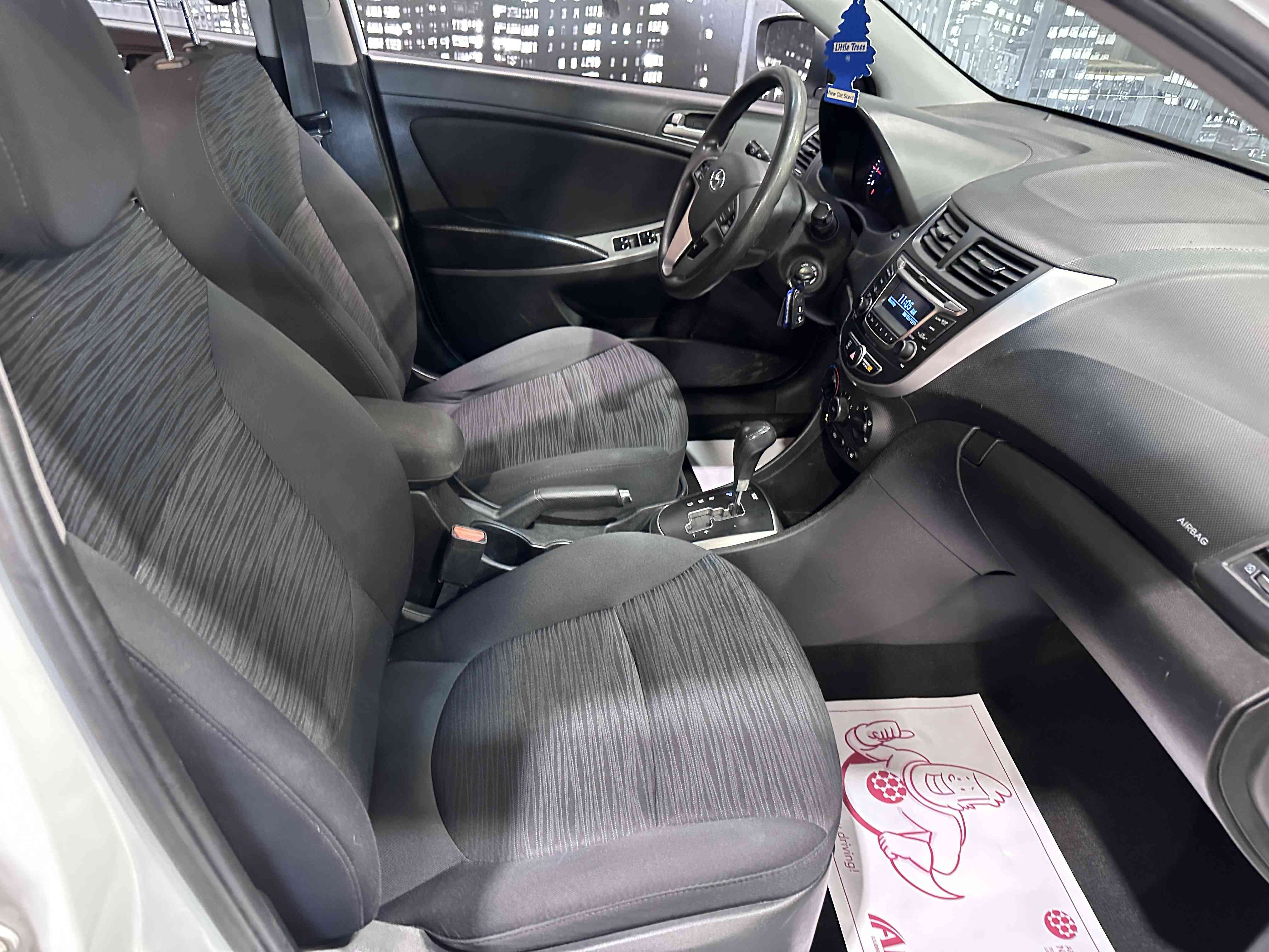 Hyundai Accent Hatchback 2016 - Image 11