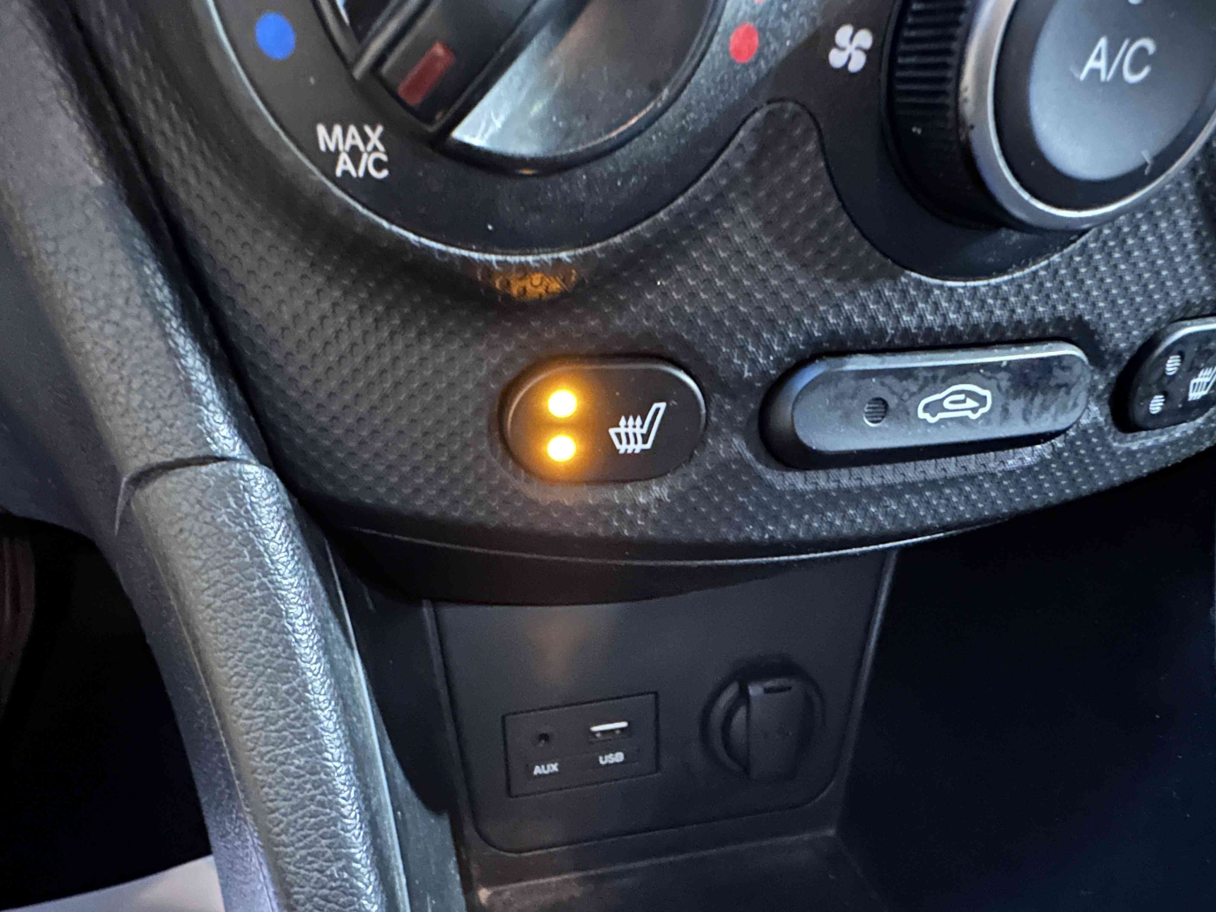 Hyundai Accent Hatchback 2016 - Image 15