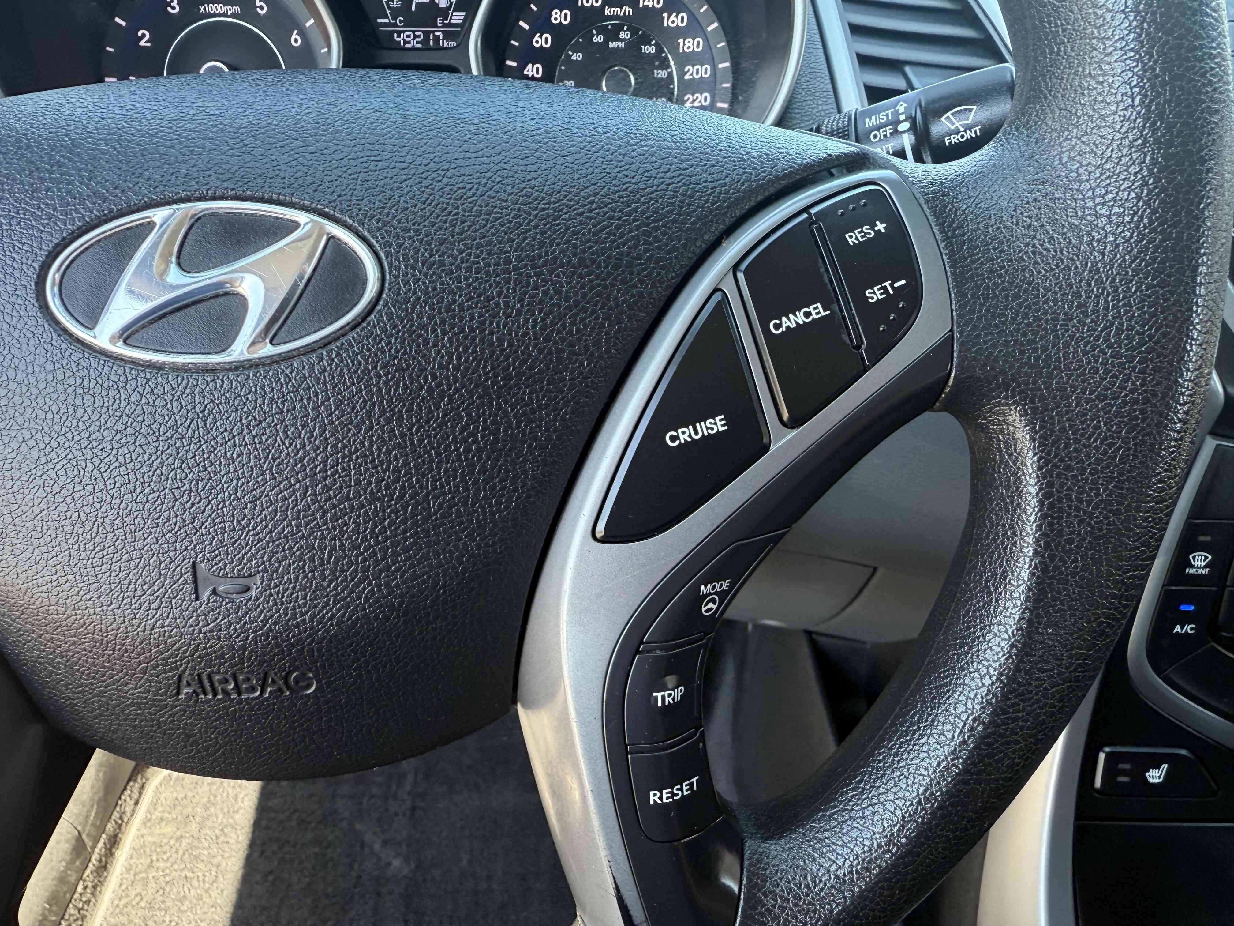 Hyundai Elantra 2014 - Image 15