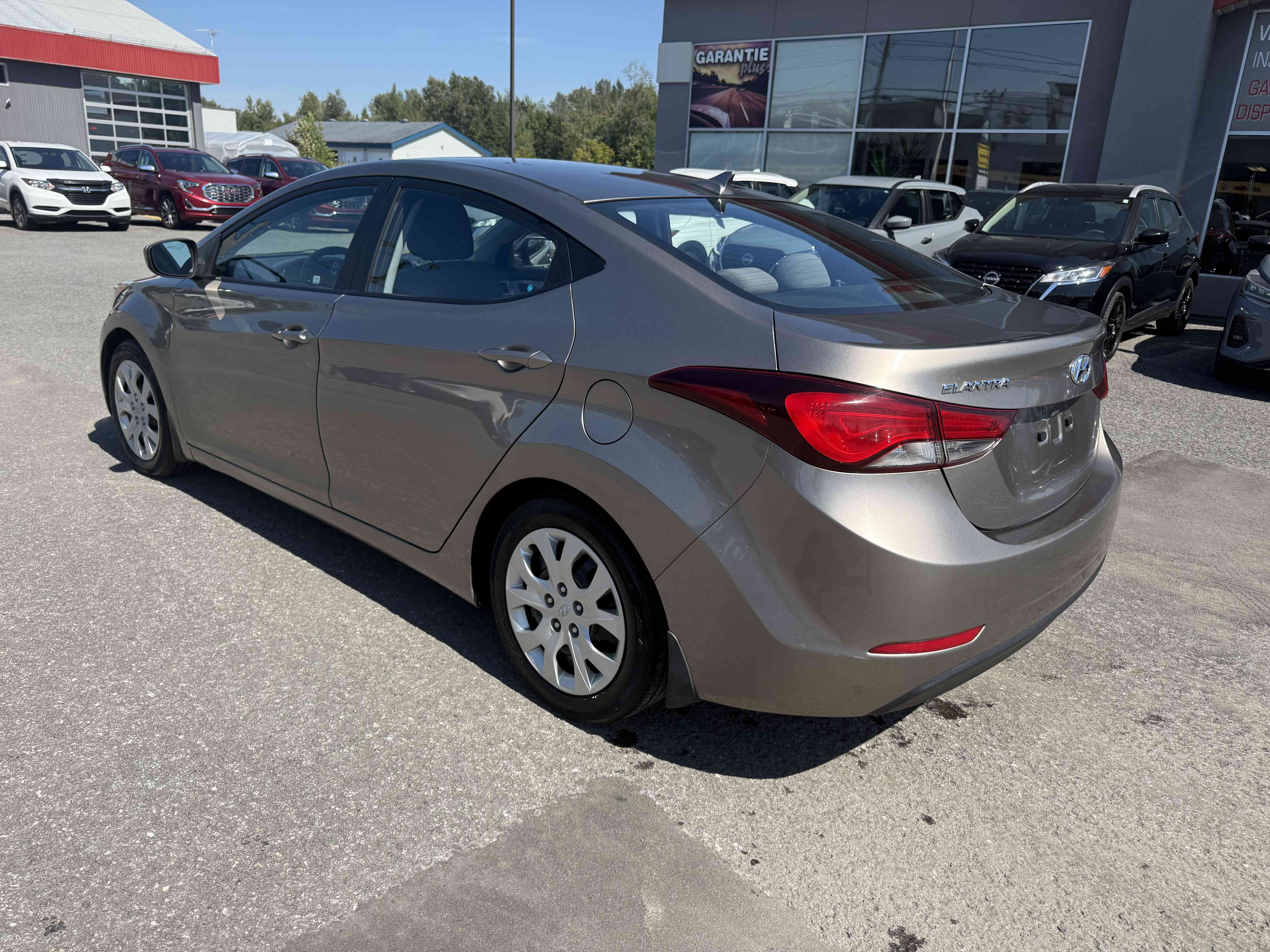 Hyundai Elantra 2014 - Image 3