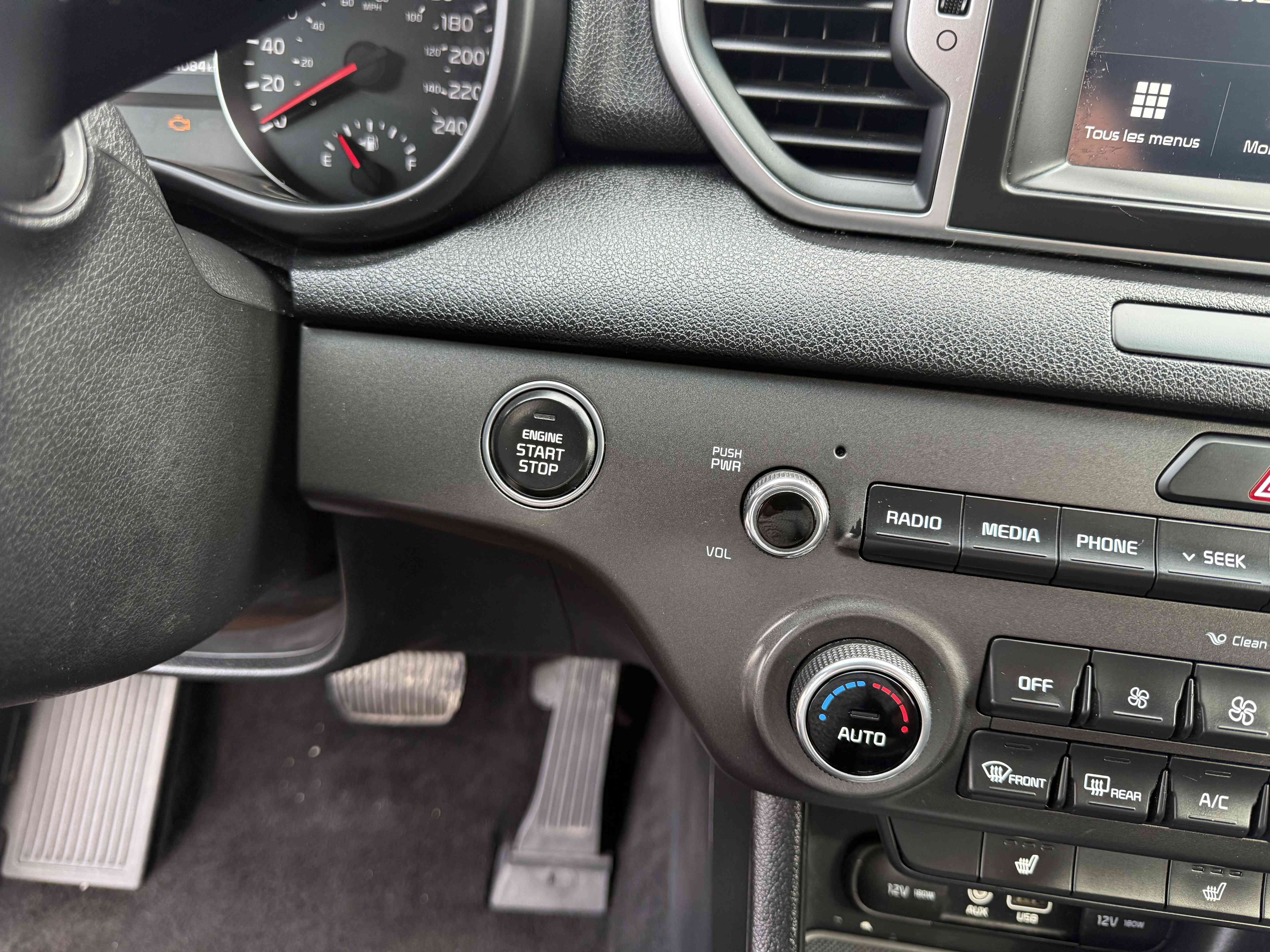 Kia Sportage 2017 - Image 19